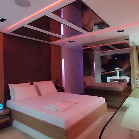 גווארולוס Mint Motel מראה חיצוני תמונה