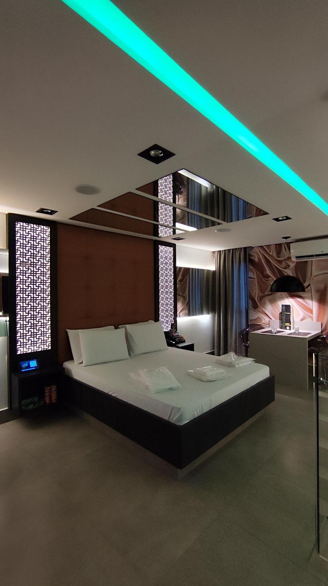 גווארולוס Mint Motel מראה חיצוני תמונה
